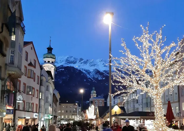 Lägenhet Lovely, With Balcony